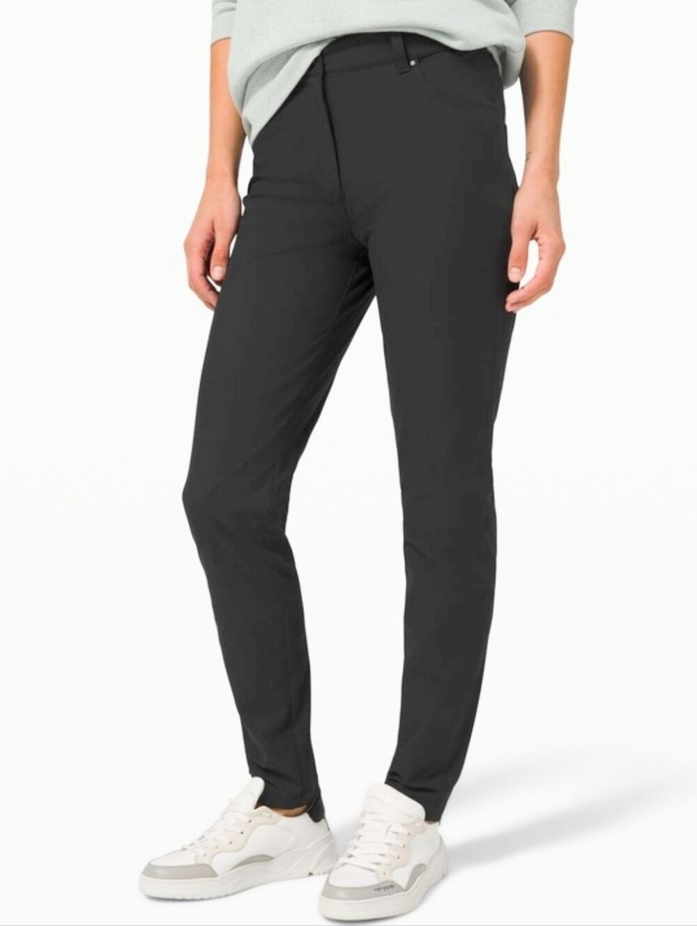 Lululemon City Sleek Black 5 Pocket Pants, Size 6